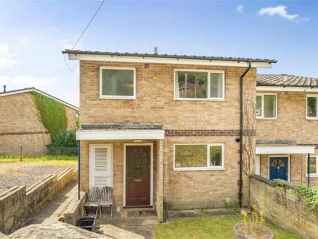 1 Bedroom End Of Terrace House