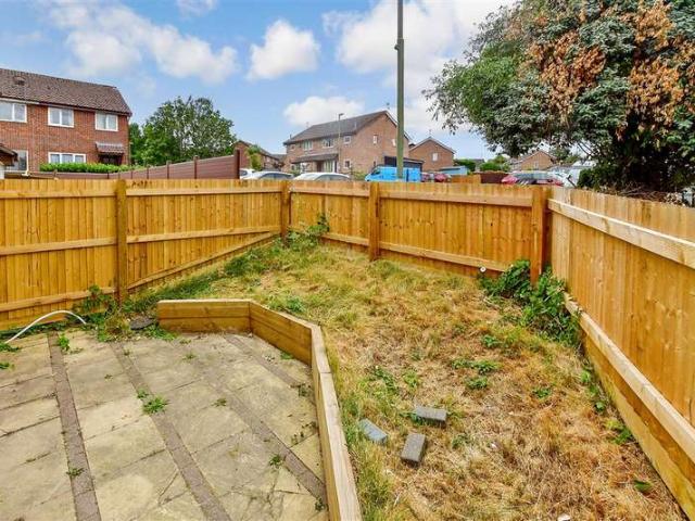 1 Bedroom End Of Terrace House