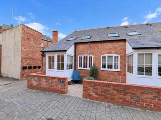 1 Bedroom End Of Terrace House