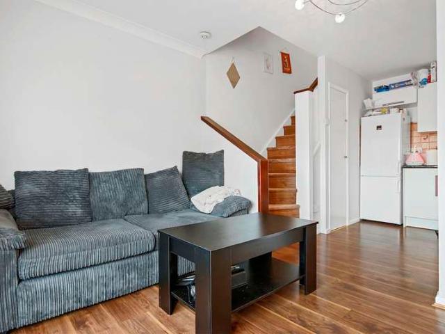 1 Bedroom End Of Terrace House