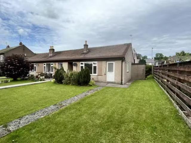 1 bedroom end of terrace house for rent in Castle View, Brough.