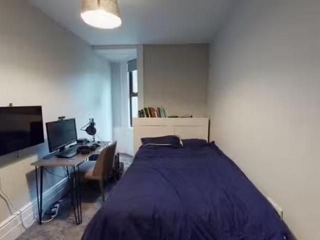 1 bedroom end of terrace house for rent in Room 1, Fishponds R.