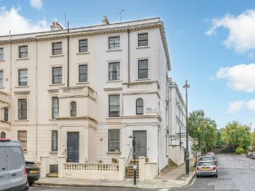 1 bedroom end of terrace house for sale