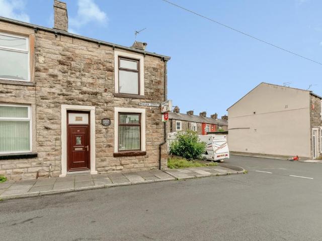 1 bedroom end of terrace house for sale