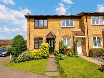 1 bedroom end of terrace house for sale