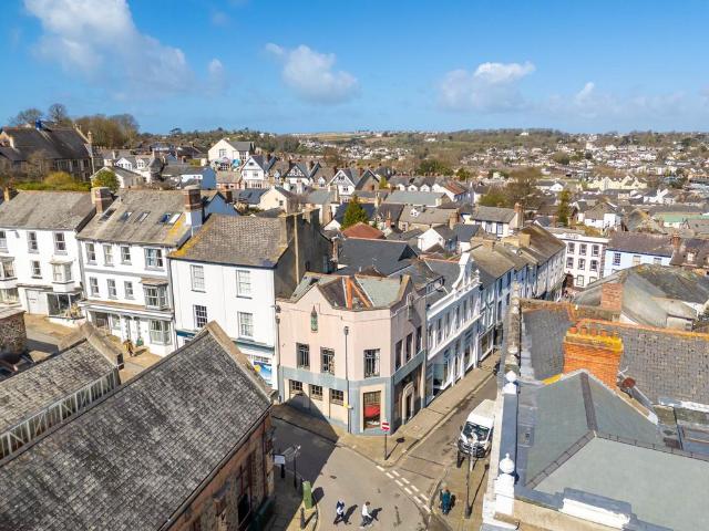 1 bedroom end of terrace house for sale