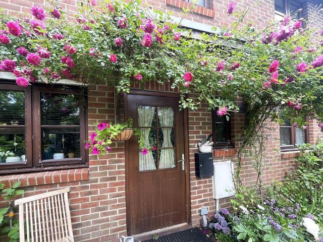 1 bedroom end of terrace house for sale
