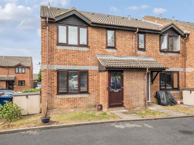 1 bedroom end of terrace house for sale