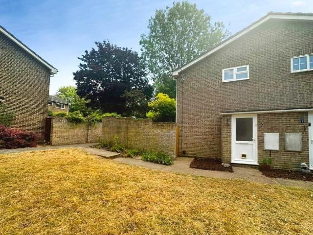 1 bedroom end of terrace house for sale