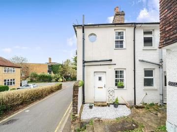 1 bedroom end of terrace house for sale