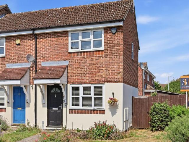 1 bedroom end of terrace house for sale
