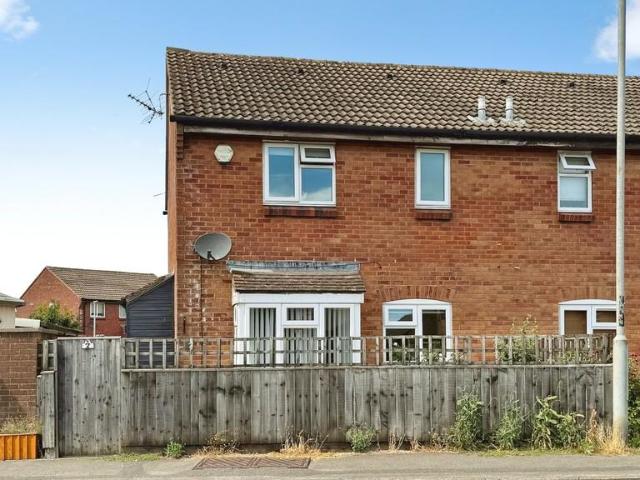 1 bedroom end of terrace house for sale