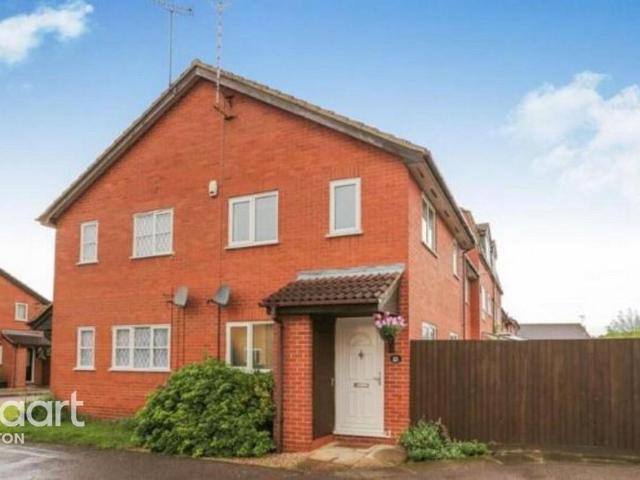 1 bedroom end of terrace house for sale