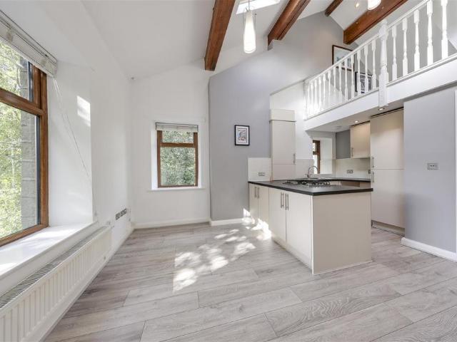 1 bedroom duplex for sale