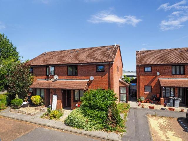 1 bedroom end of terrace house for sale