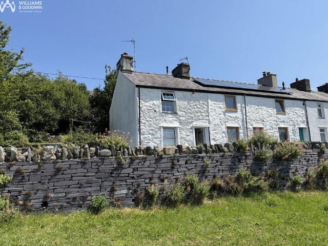 1 bedroom end of terrace house for sale