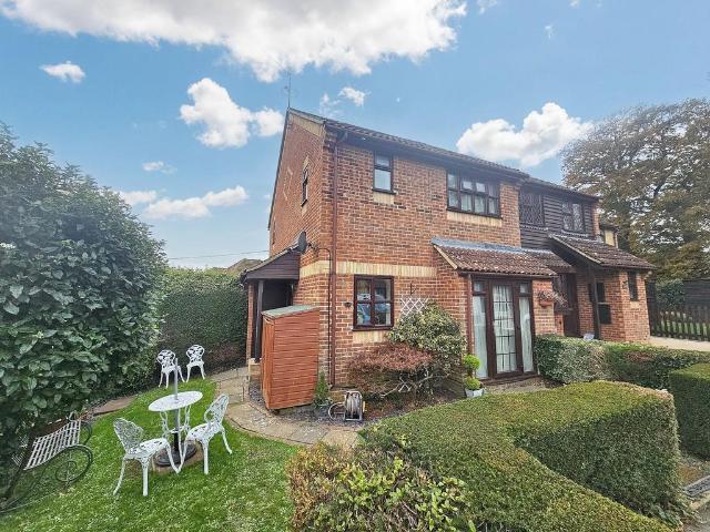 1 bedroom end of terrace house for sale