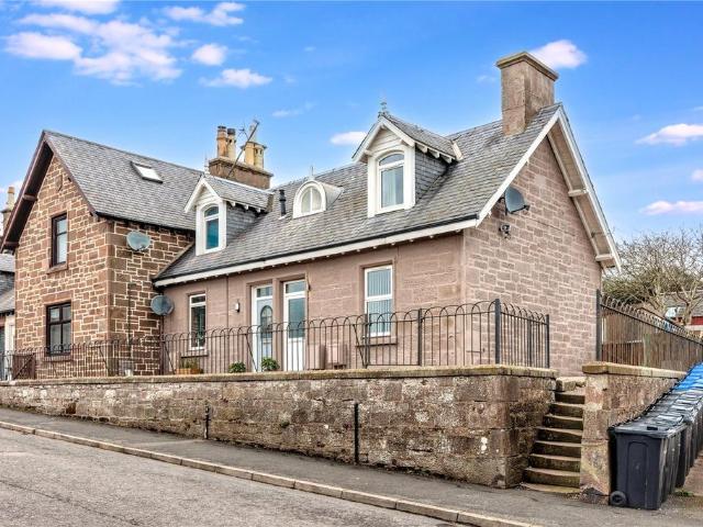 1 bedroom end of terrace house for sale