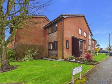 1 bedroom end of terrace house for sale