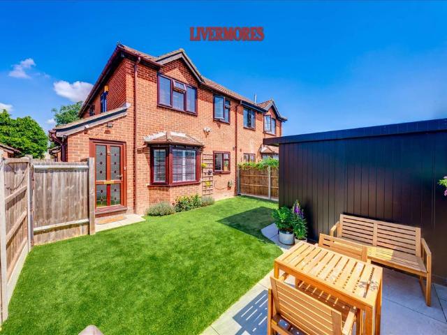 1 bedroom end of terrace house for sale