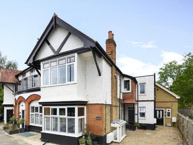 1 bedroom end of terrace house for sale