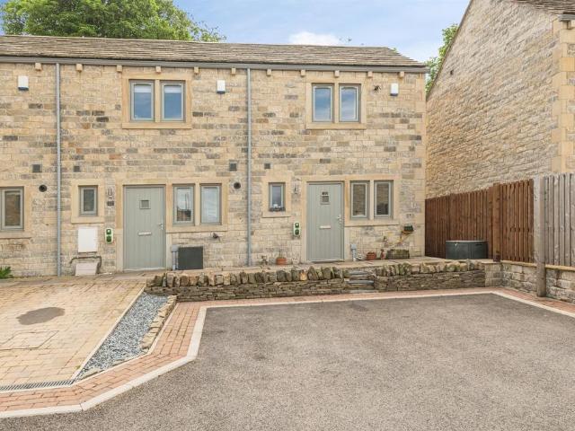 1 bedroom end of terrace house for sale