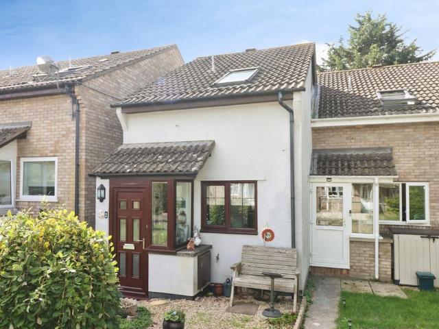 1 bedroom end of terrace house for sale