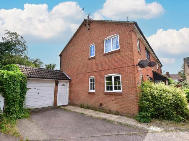1 bedroom end of terrace house for sale
