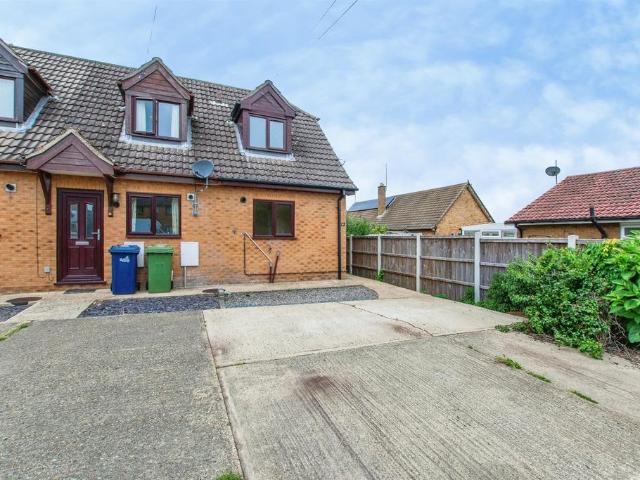 1 bedroom end of terrace house for sale