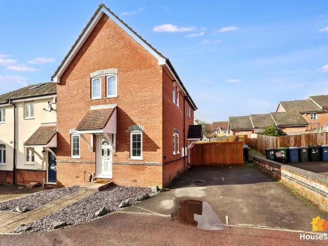 1 bedroom end of terrace house for sale