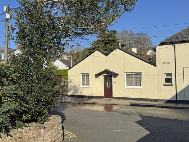 1 bedroom end of terrace house for sale