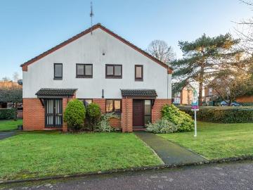 1 bedroom end of terrace house for sale