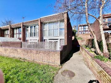 1 bedroom end of terrace house for sale