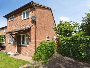 1 bedroom end of terrace house for sale