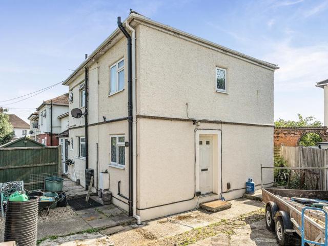 1 bedroom end of terrace house for sale