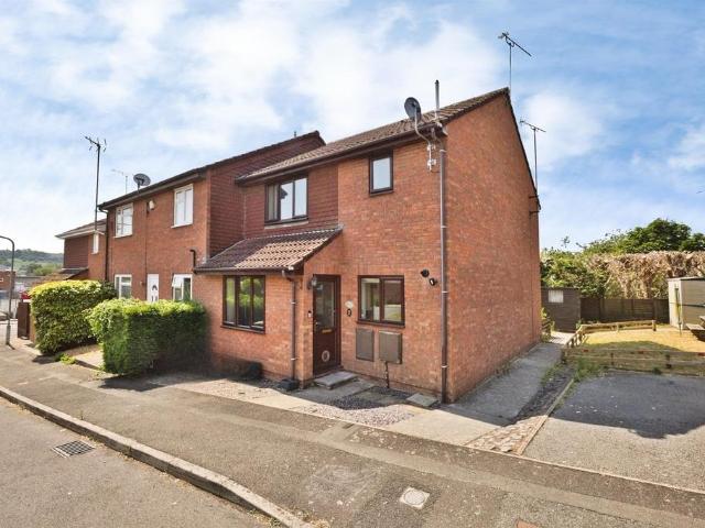 1 bedroom end of terrace house for sale