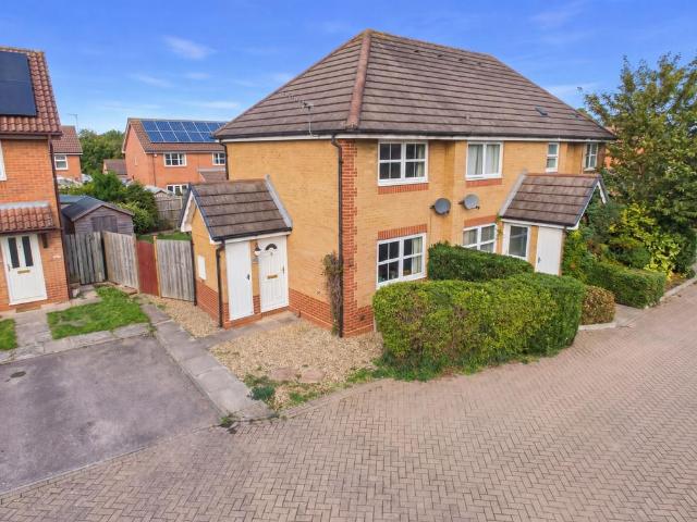 1 bedroom end of terrace house for sale