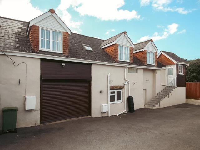 1 bedroom end of terrace house for sale