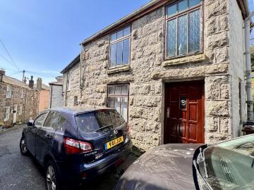 1 bedroom end of terrace house for sale