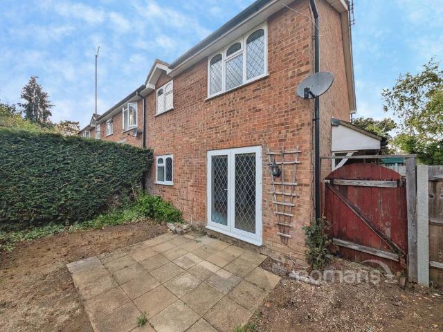1 bedroom end of terrace house for sale