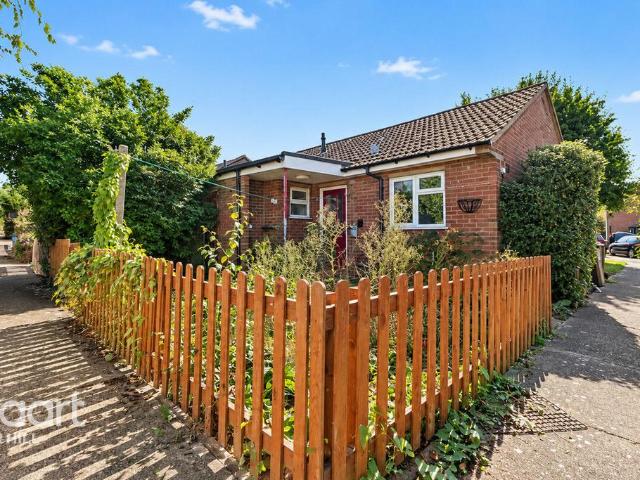 1 bedroom end of terrace house for sale