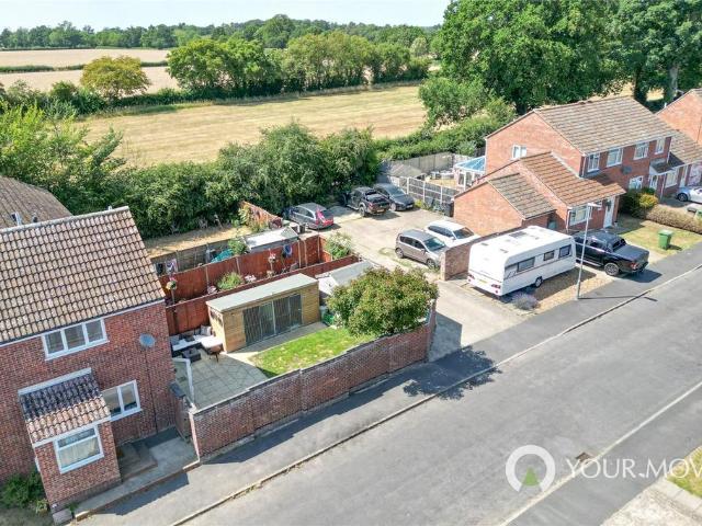 1 bedroom end of terrace house for sale