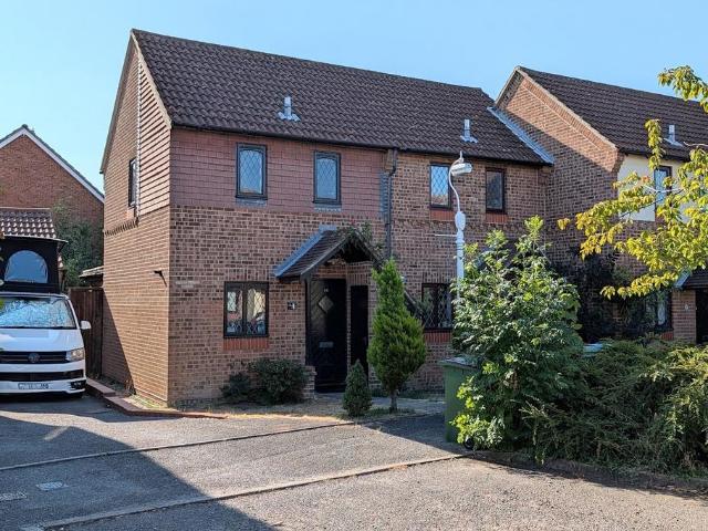 1 bedroom end of terrace house for sale