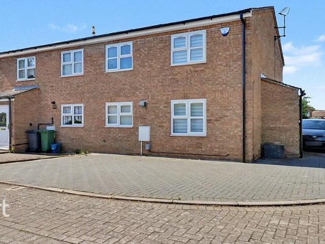 1 bedroom end of terrace house for sale