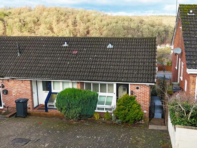 1 bedroom end of terrace house for sale