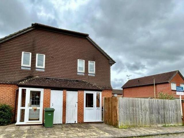 1 Bedroom End Of Terrace House For Sale In Didcot