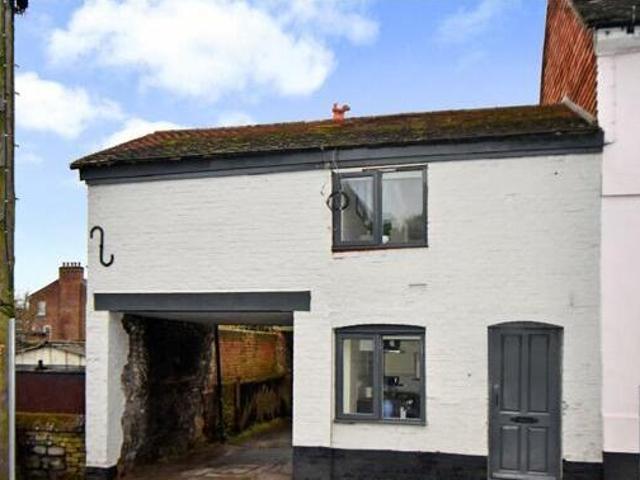 1 Bedroom End Of Terrace House For Sale In Marlborough