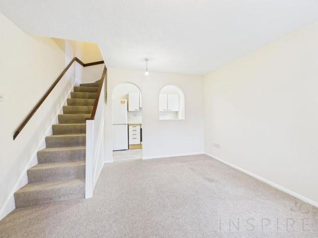 1 bedroom end of terrace house to rent
