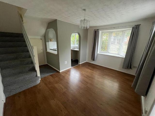 1 bedroom end of terrace house to rent