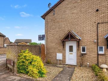 1 bedroom end of terrace house to rent